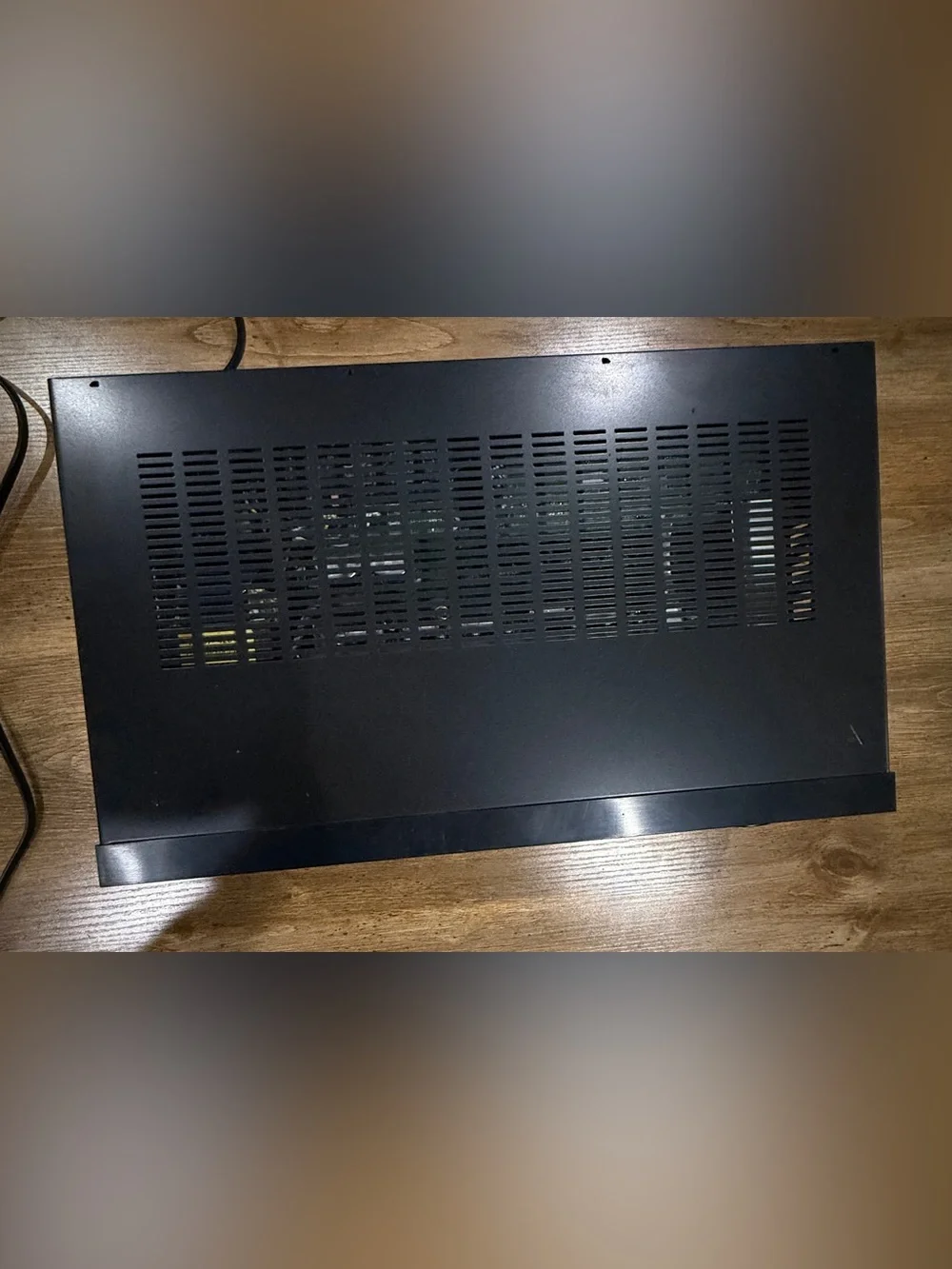 Like new Sony str-dh590 receiver